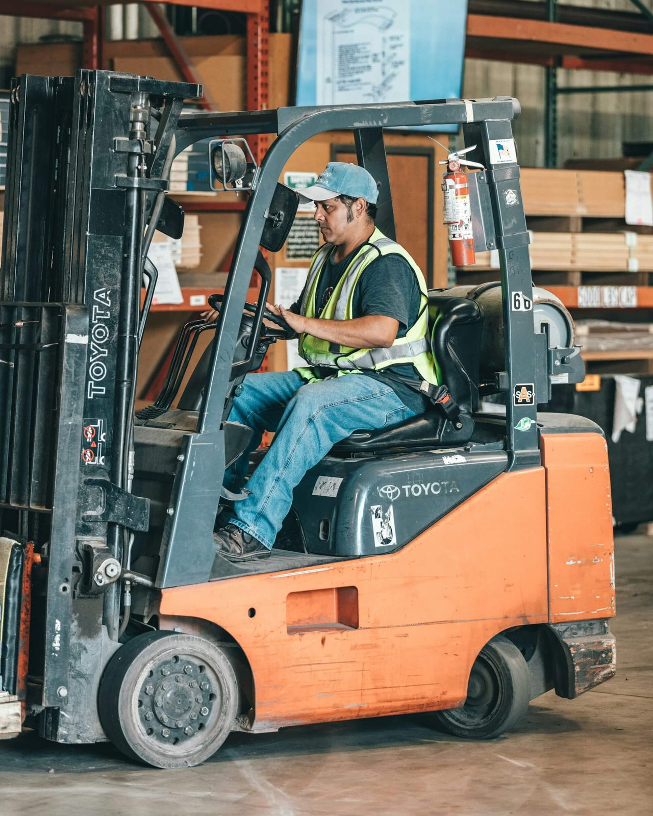 Forklift and Load Handling Machinery Operator
